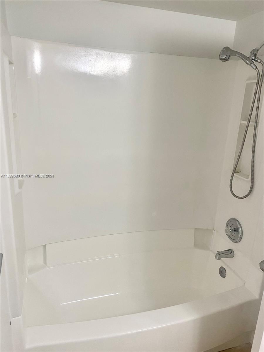 8323 Coral Lake Dr 8323