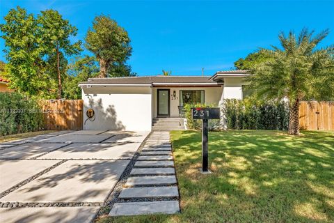 Photo of 231 NE 45th St, Miami, FL 33137 (MLS # A11923307)