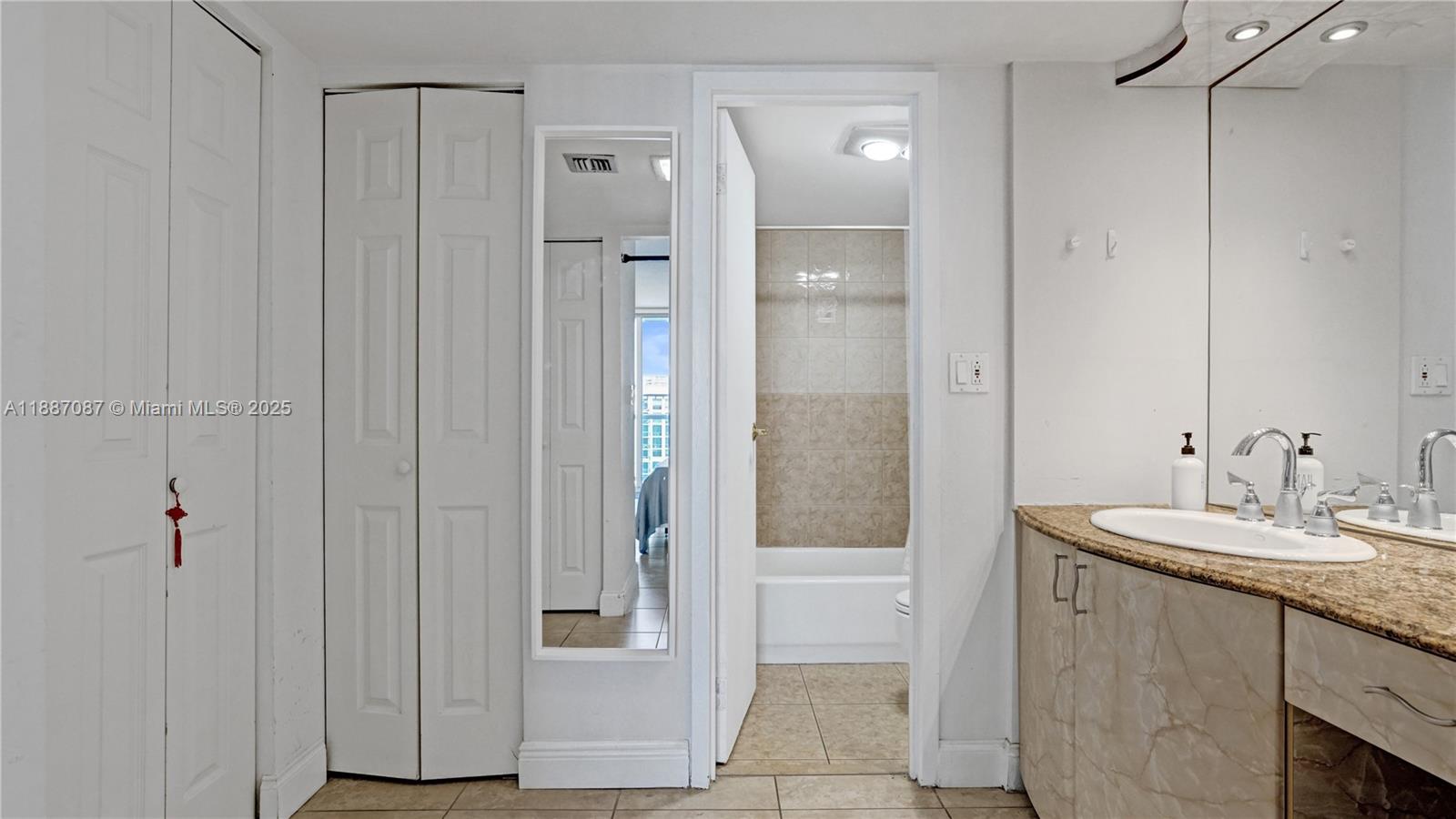 ARLEN HOUSE EAST CONDO - Residential