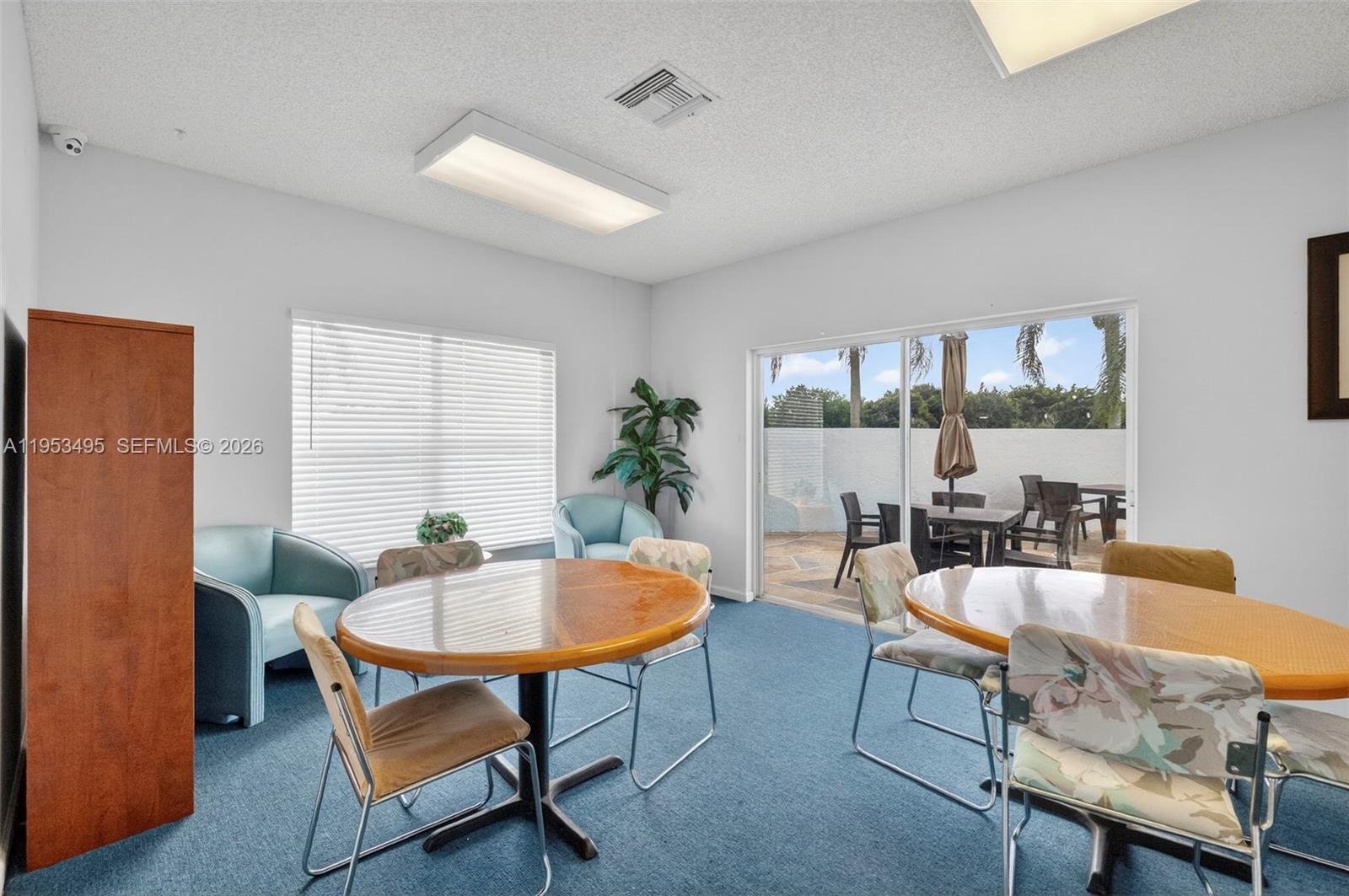 WOODLAND LAKES - Residential