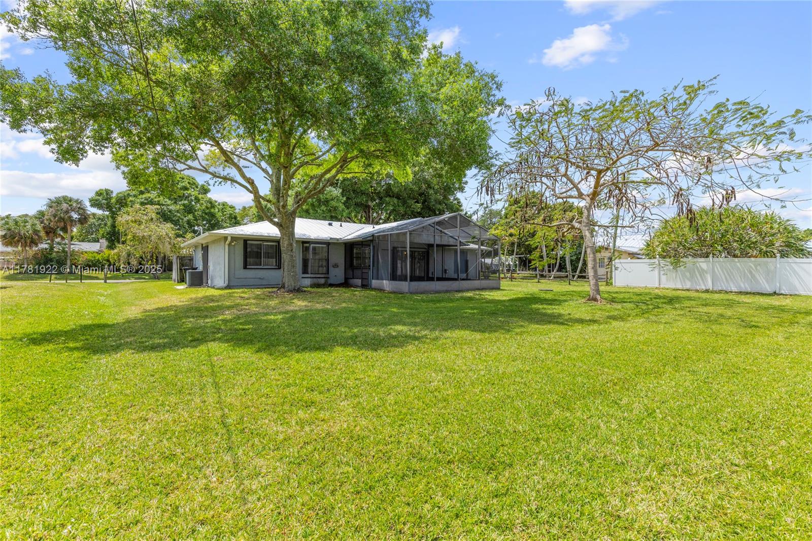 PORT ST LUCIE SECTION 30 - Residential