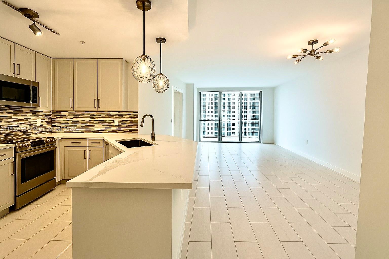 Rental Property at 801 Brickell Key Blvd 908, Miami, Broward County, Florida - Bedrooms: 1 
Bathrooms: 2  - $3,500 MO.