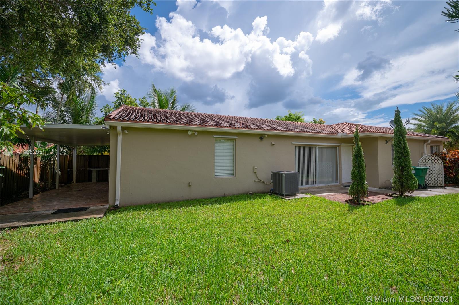 WEITZER SERENA LAKES WEST - Residential