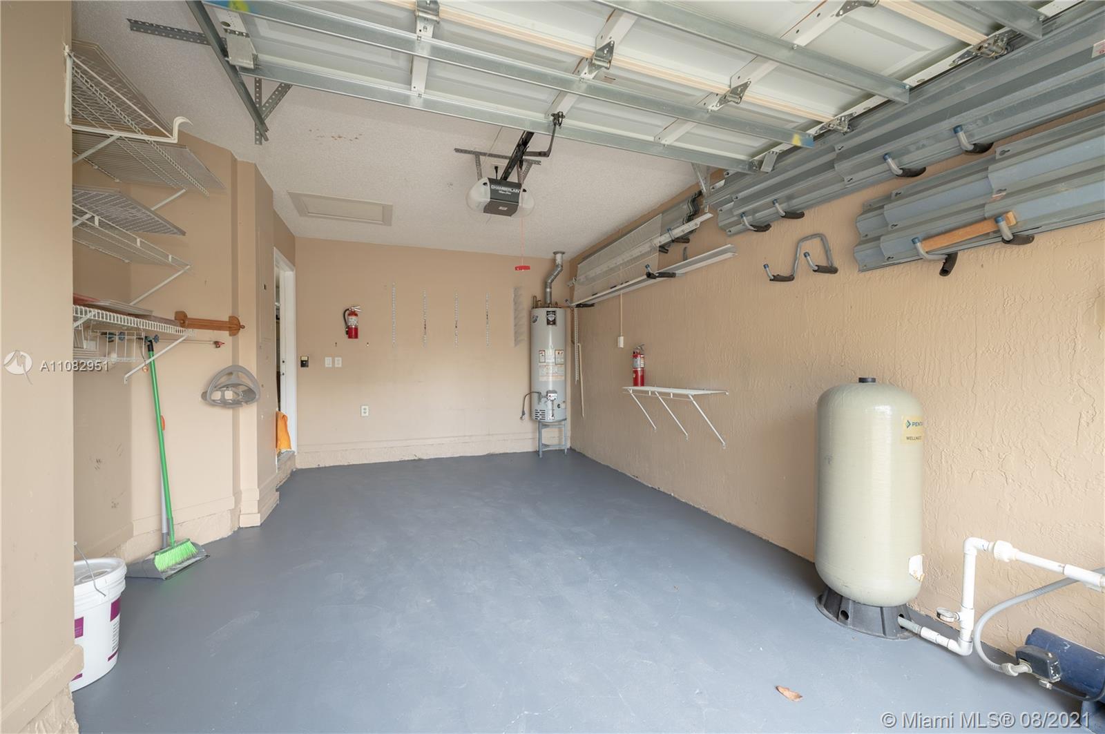 WEITZER SERENA LAKES WEST - Residential