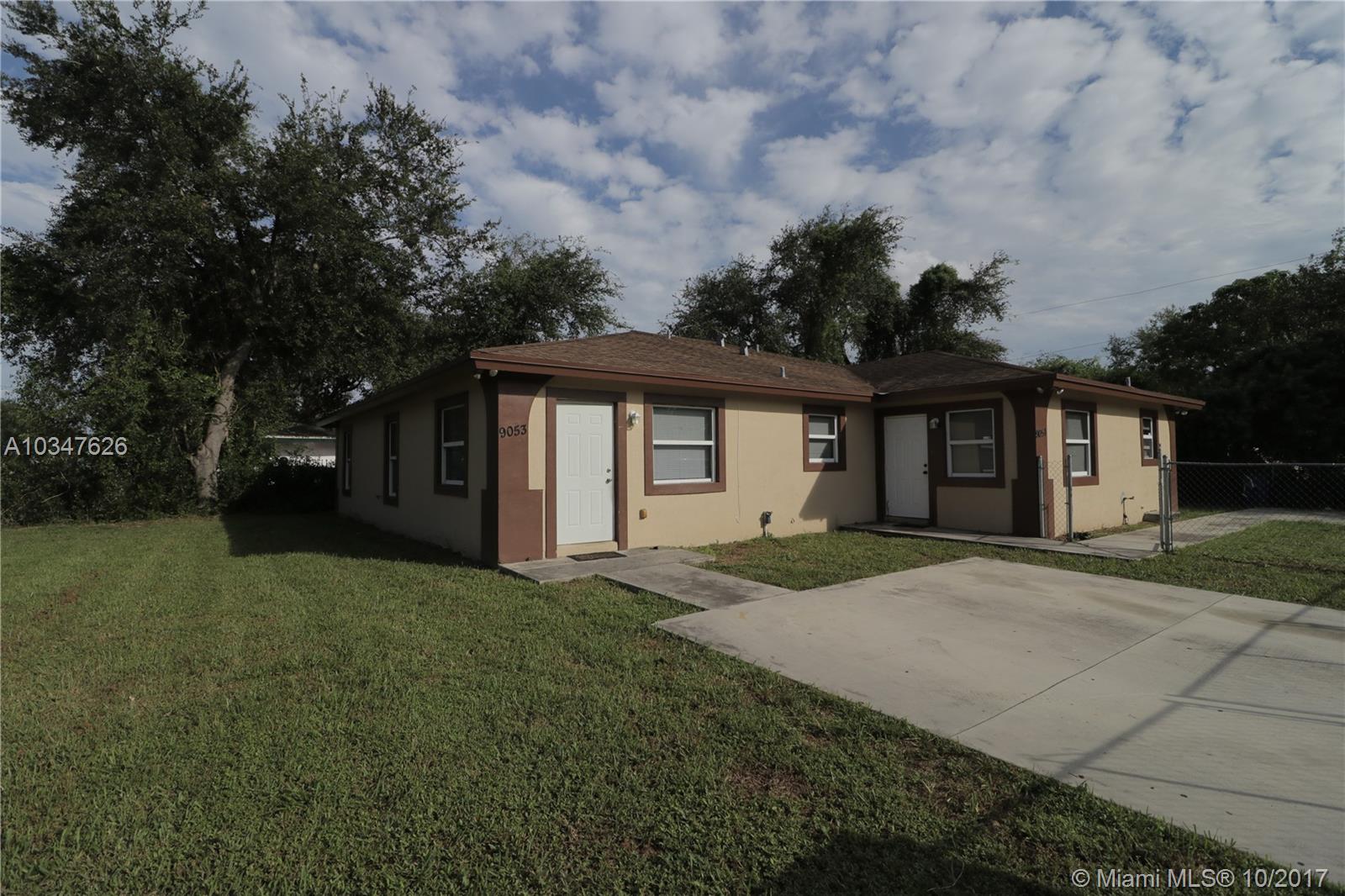 Brand new 3/2 duplex for rent. BEST DEAL ON THE BLOCK! Property features updated kitchen and bath, impact windows, HUGE yard space, gated and divided. Property also has motion ext. lighting in all 4 corners Pet Friendly! 3 months to move in: (first, last, deposit).