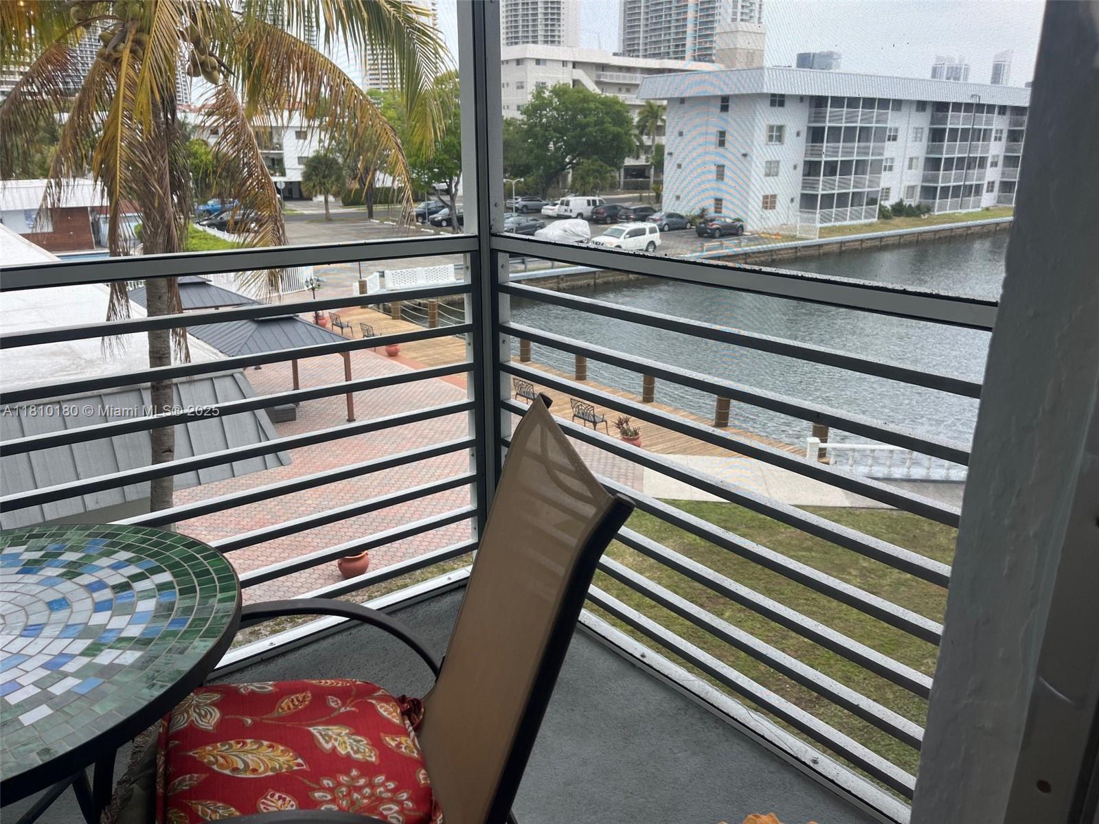 EDEN ISLES CONDO PART 1 - Residential