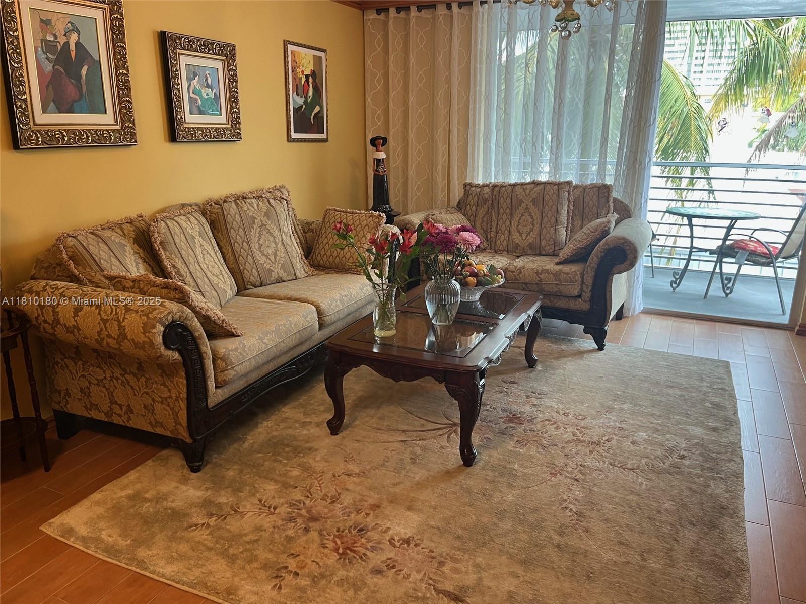 EDEN ISLES CONDO PART 1 - Residential