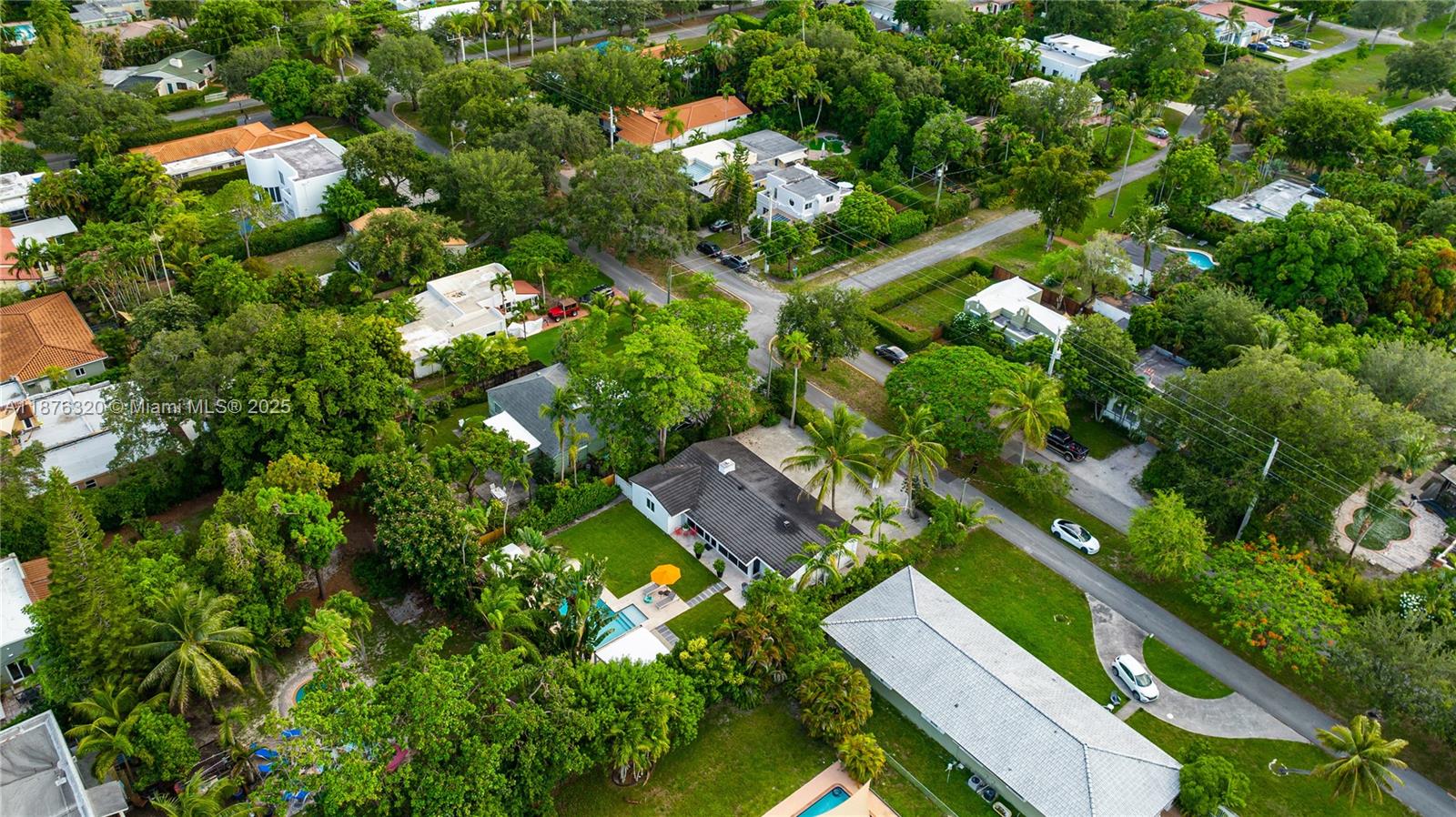 AMD PL GRIFFING BISCAYNE - Residential