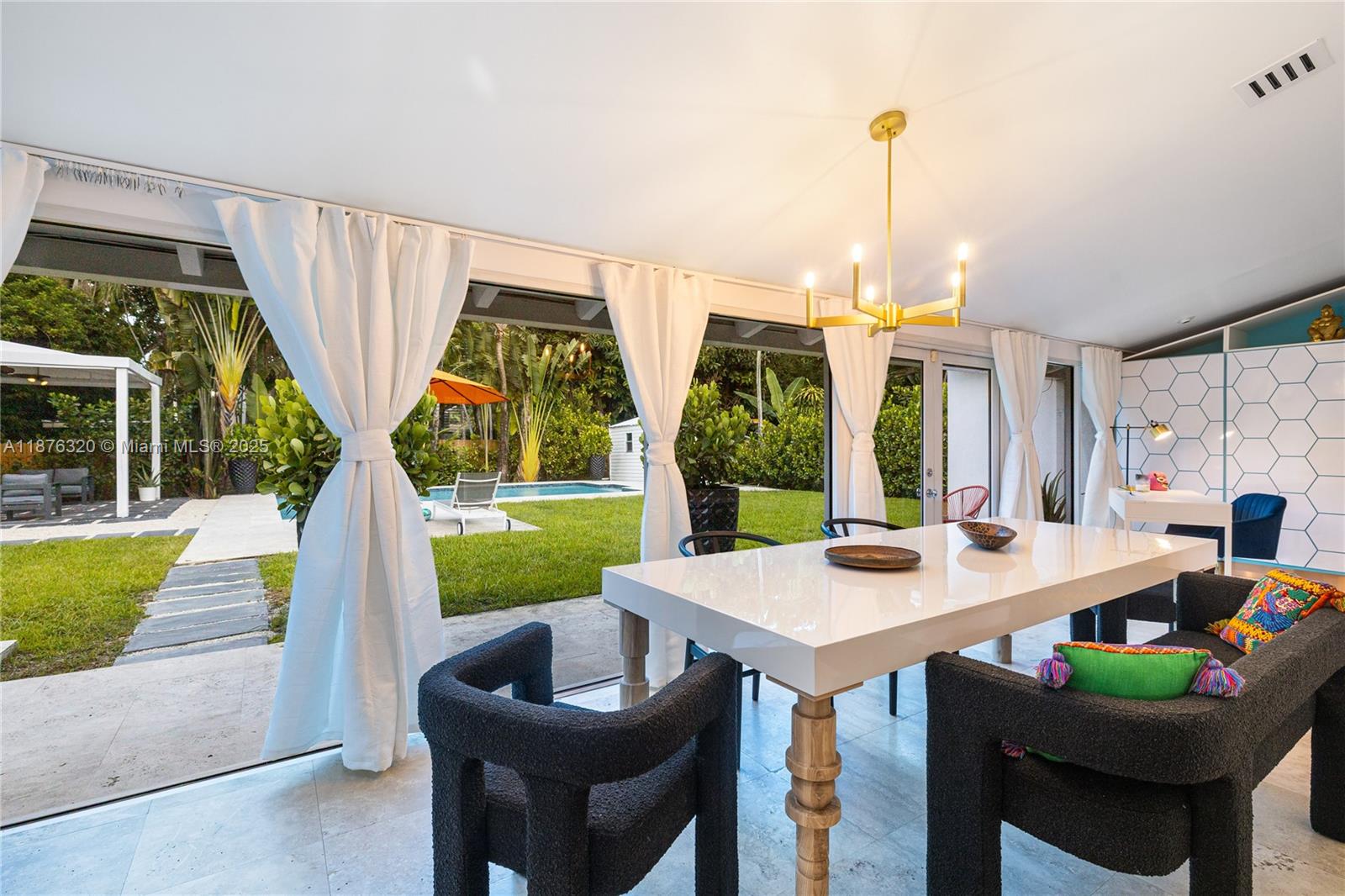 AMD PL GRIFFING BISCAYNE - Residential