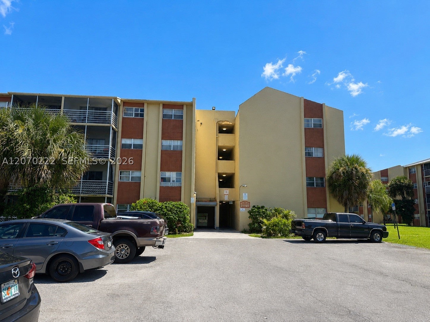 3600 NW 21st St