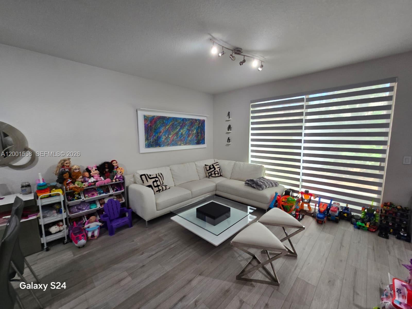 SECTOR 2 BOUNDARY PLAT - Residential Lease
