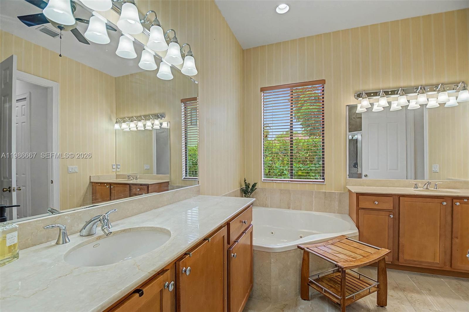 CUTLER CAY - Residential