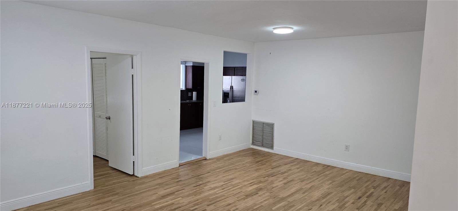 COCONUT GROVE SEC PART 1 - Residential Lease