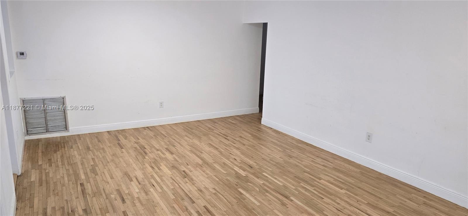 COCONUT GROVE SEC PART 1 - Residential Lease