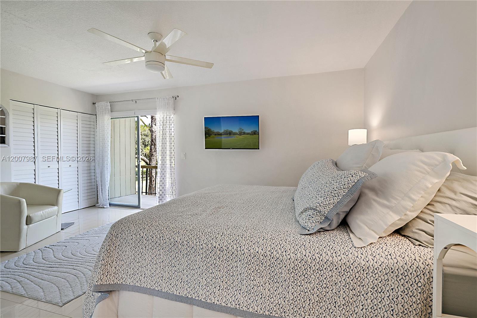 RIVERBEND CONDO - Residential