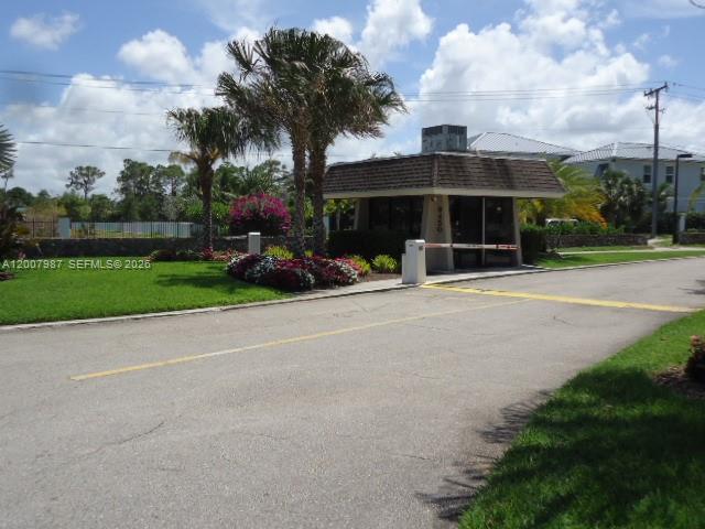 RIVERBEND CONDO - Residential