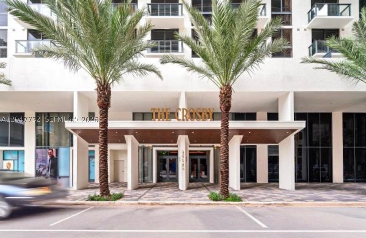 Photo 1 of 24 — 11 NE 6th St 213, Miami, FL 33132