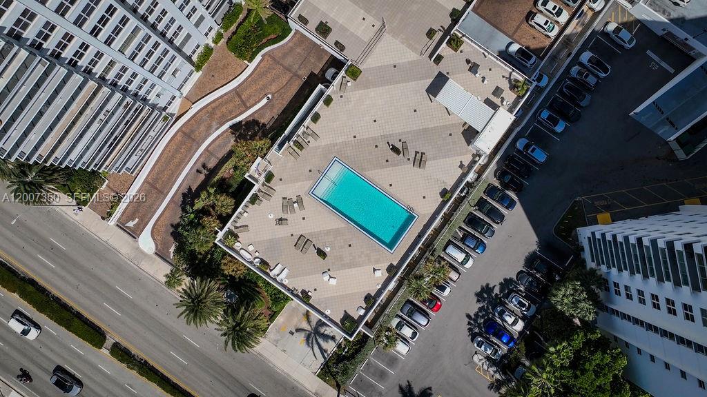 AQUARIUS CONDO - Residential