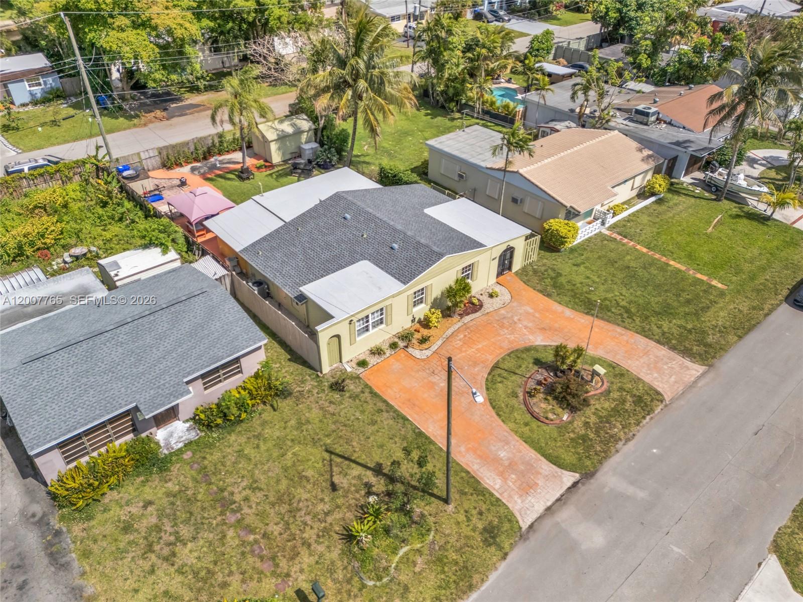 BREEZY MANOR AMENDED - Residential