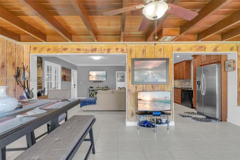 Tiny photo for 921 N 31st Ct, Hollywood, FL 33021 (MLS # A12007765)