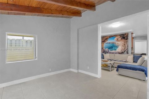 Tiny photo for 921 N 31st Ct, Hollywood, FL 33021 (MLS # A12007765)