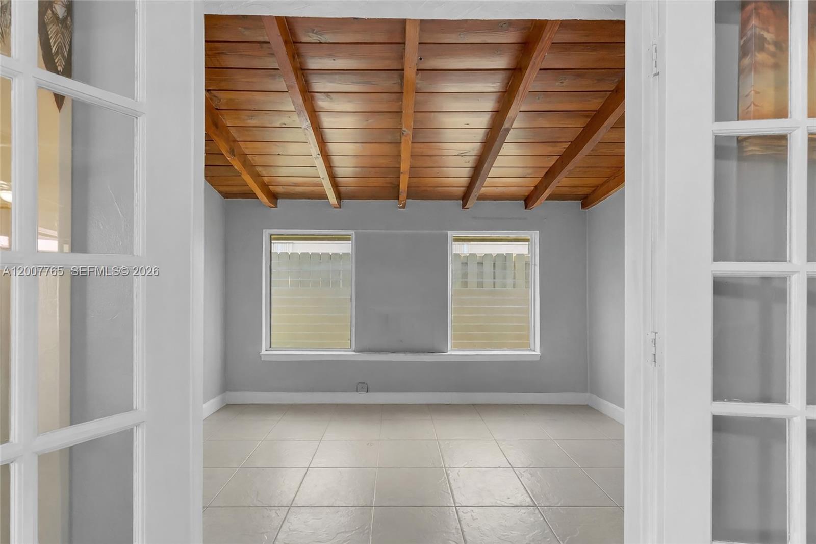 BREEZY MANOR AMENDED - Residential