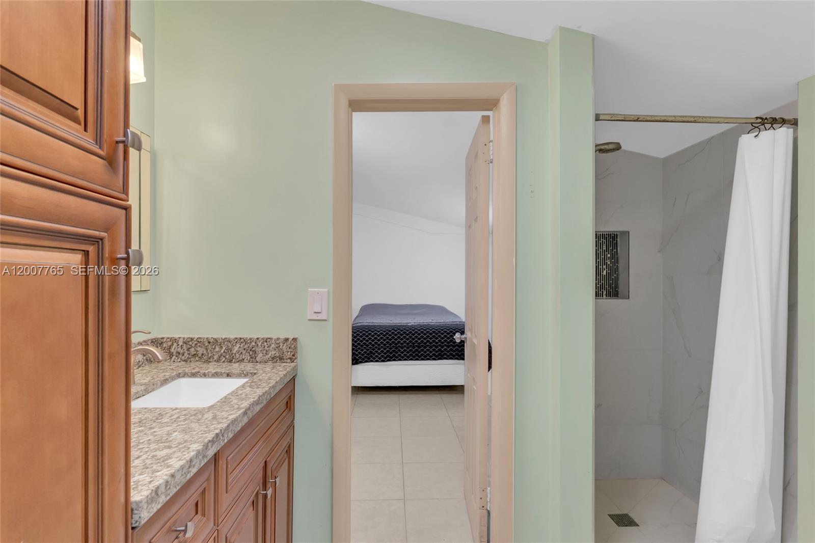 BREEZY MANOR AMENDED - Residential