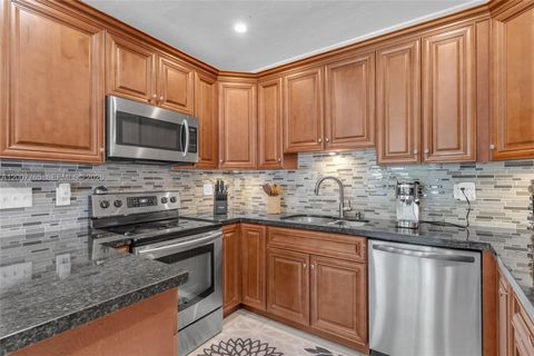 Tiny photo for 921 N 31st Ct, Hollywood, FL 33021 (MLS # A12007765)