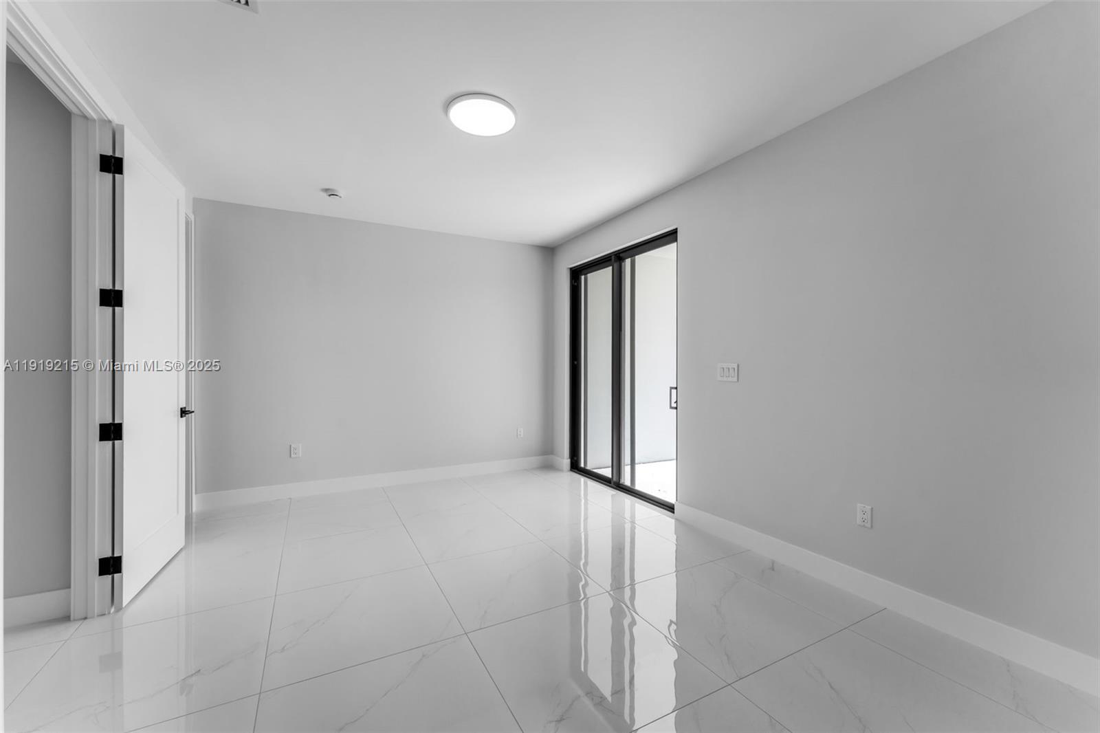 OAK SHIRE HOMES - Residential