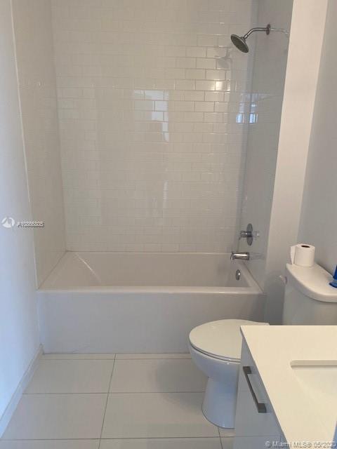 CENTRO CONDO - Residential Lease