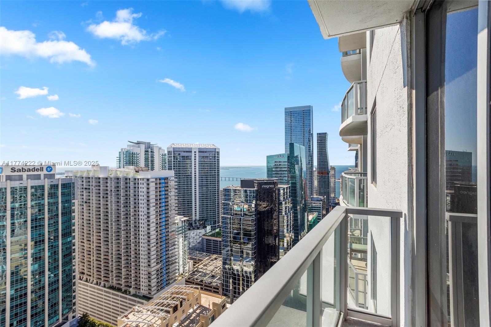 1060 Brickell Ave 4001