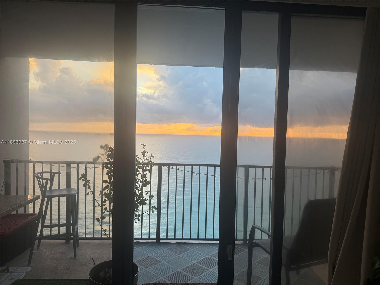 QUADOMAIN TOWER I AND IV - Residential Lease