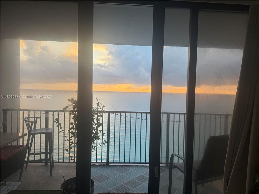 NOTHING BETTER than waking up from every room to see UNLIMITED OCEAN VIEWS
Morning SUNSHINE WAKES you up in this 28th floor PENTHOUSE apt with OVERSIZED full length screened BALCONY overlooks the SERENITY of the ATLANTIC OCEAN, listen to the soft waves, watch the sandbar as it shifts with the tides & see the amazing fish & sea mammals as they swim by. You will have an Oceanside view of the wonders of nature. Stunning pool & gym
You won’t get better views anywhere.
HIGHRISE service facial recognition plus attended lobby for your privacy & security.
ALL UTILITIES are INCLUDED with rental fees.
EVERYTHING in the apt has been TASTEFULLY REMODELED & comes complete with all furnishings as well.
Just pack a bag & you’re ready to be a BEACH BABY. 
Plenty of shopping & TONS of ENTERTAINMENT