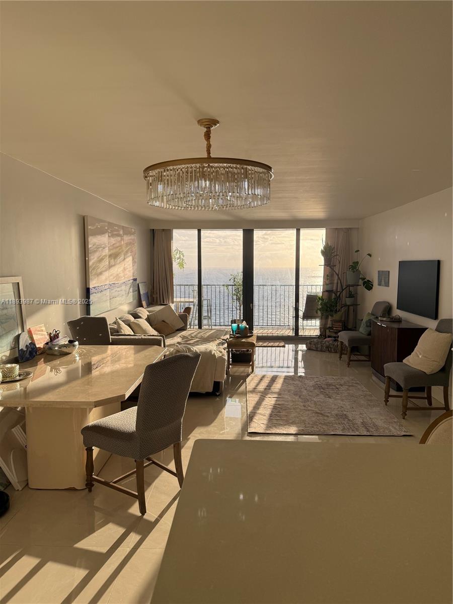 QUADOMAIN TOWER I AND IV - Residential Lease