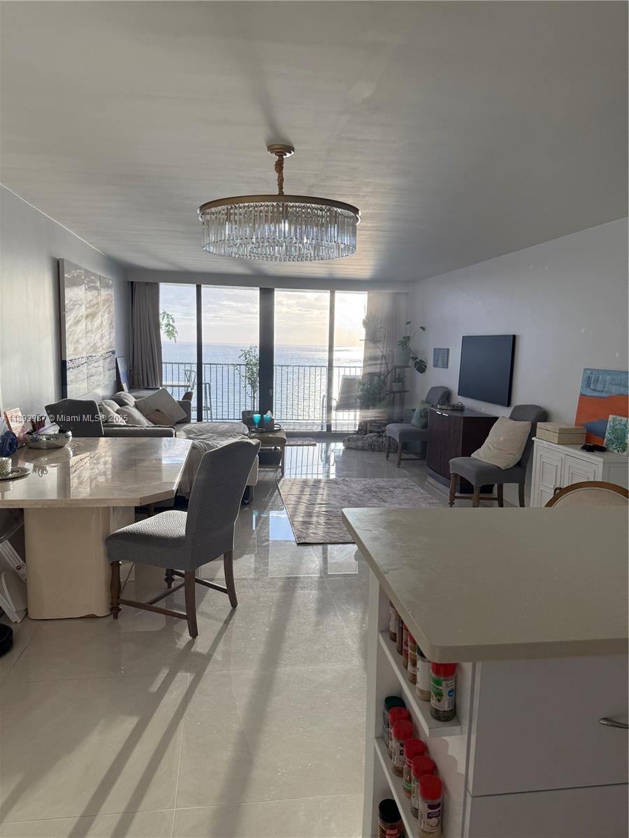 QUADOMAIN TOWER I AND IV - Residential Lease