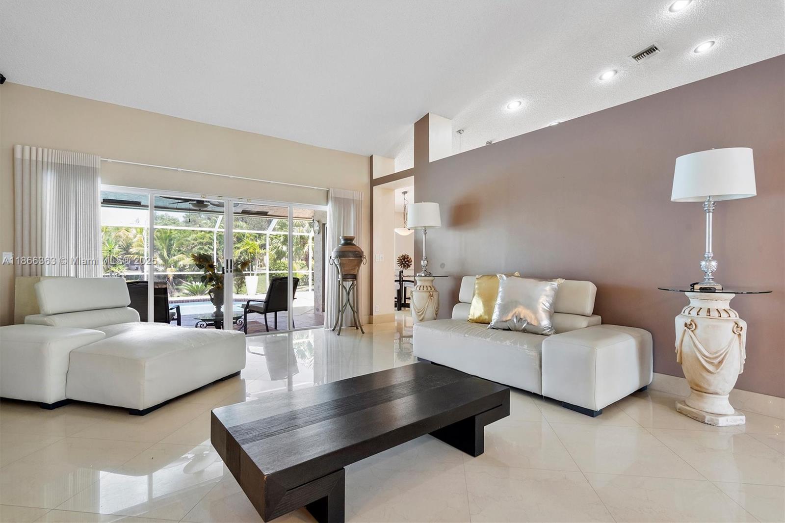 ROYAL LAND AMENDED - Residential