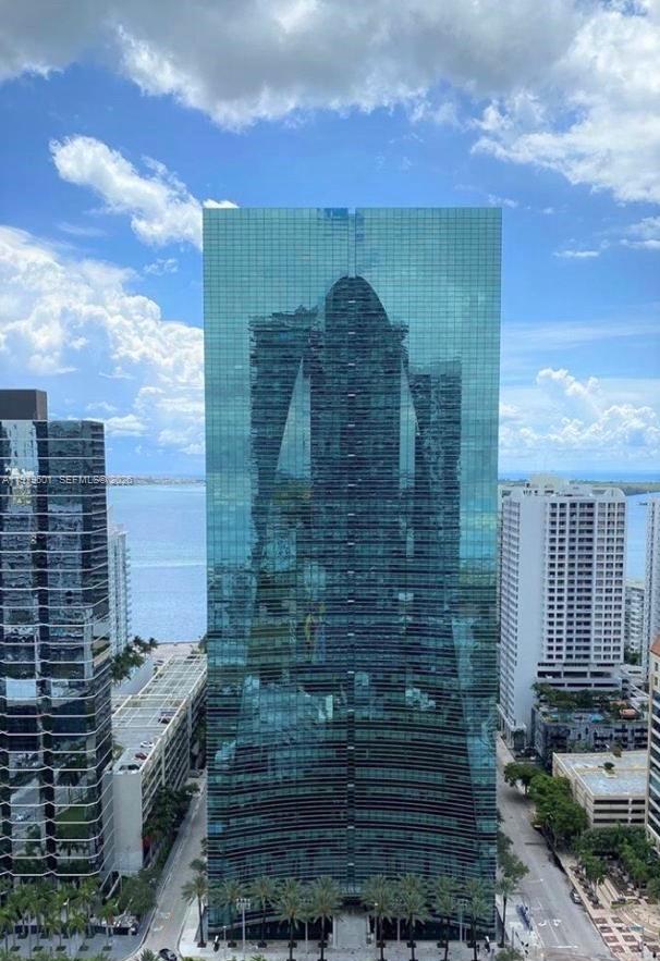 1300 S MIAMI AVENUE CONDO - Residential