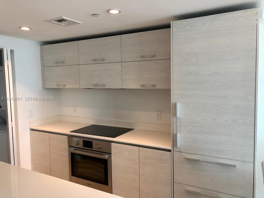 1300 S MIAMI AVENUE CONDO - Residential