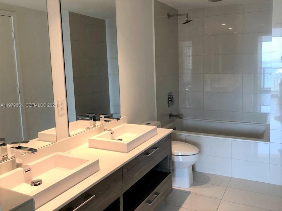 1300 S MIAMI AVENUE CONDO - Residential