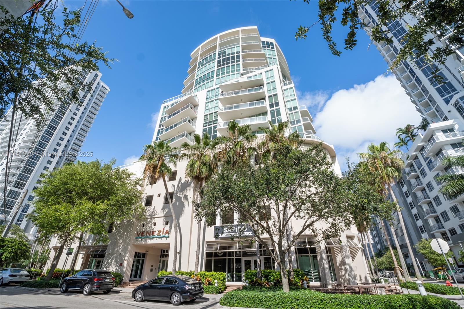 Rental Property at 111 Se 8th Ave 905, Fort Lauderdale, Broward County, Florida - Bedrooms: 2 
Bathrooms: 2  - $4,995 MO.