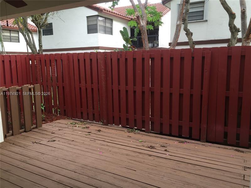 331 Ives Dairy Rd 331-10