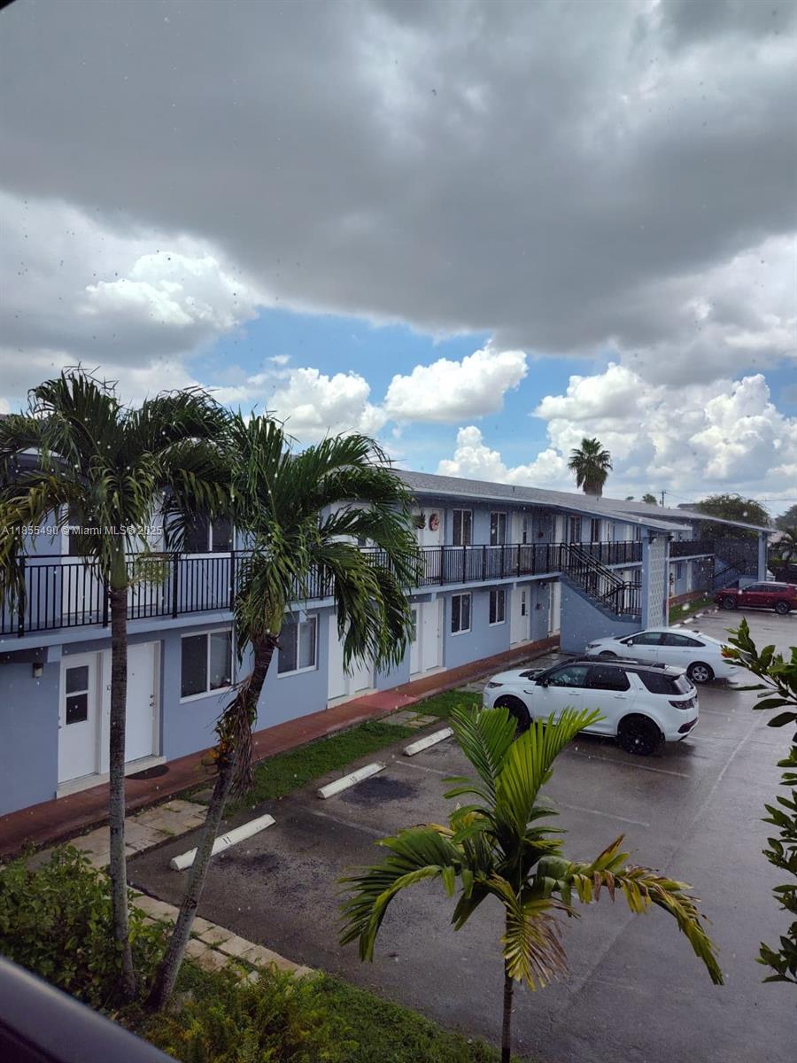 REV PL SEC 2 CC ESTATES - Residential Lease