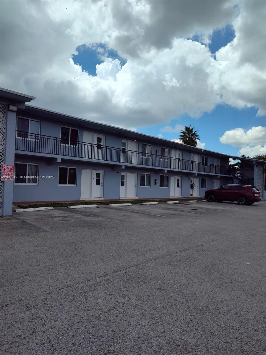 REV PL SEC 2 CC ESTATES - Residential Lease