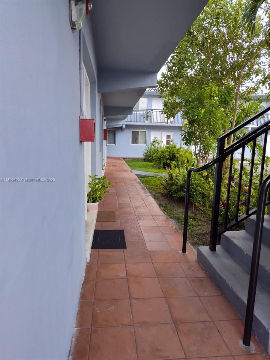 REV PL SEC 2 CC ESTATES - Residential Lease