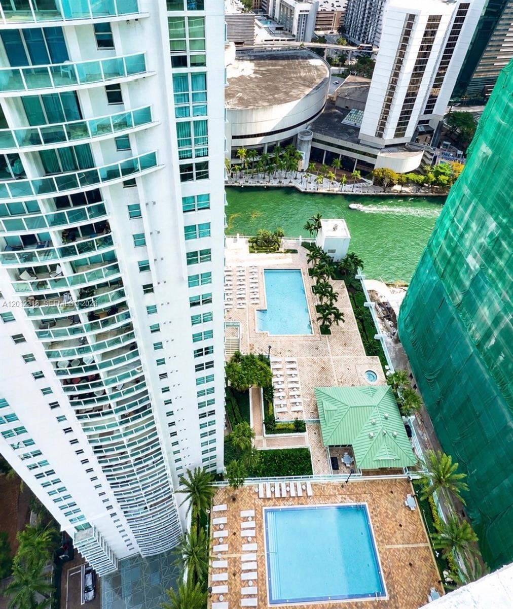BRICKELL ON THE RIVER S T - Residential