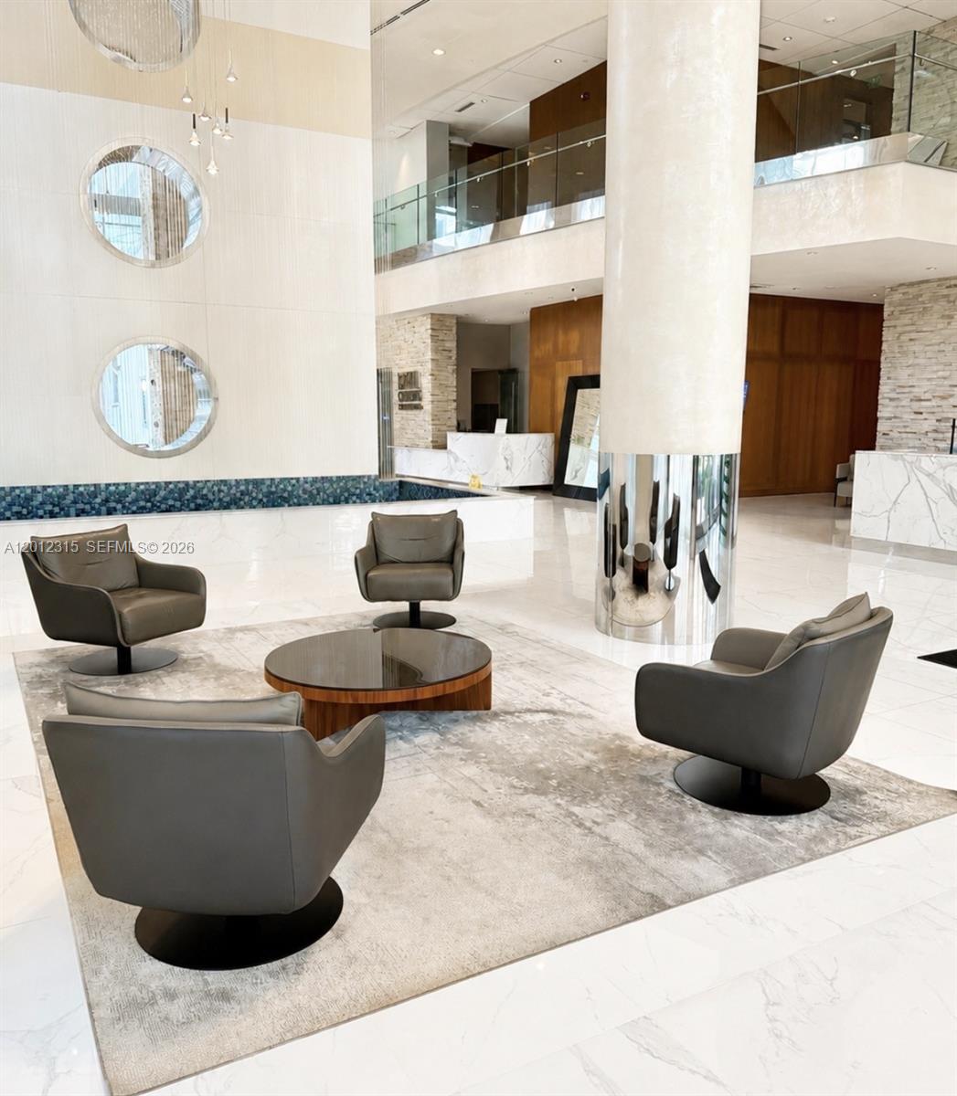 BRICKELL ON THE RIVER S T - Residential