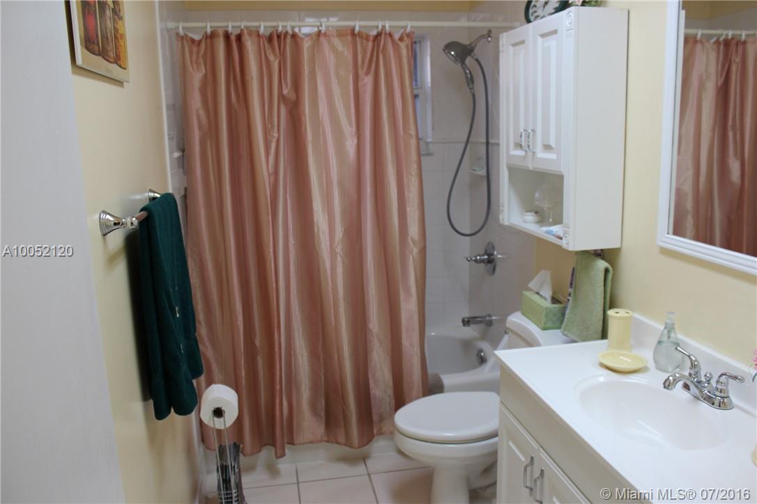 Lakes Acadia Unit 03 - Residential Lease