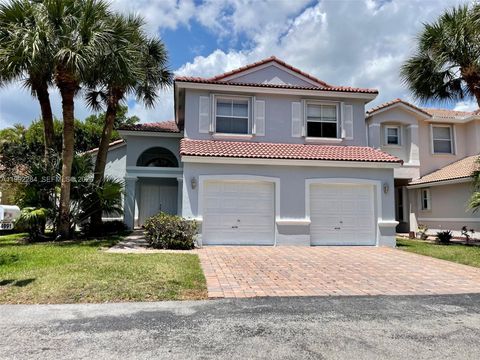 5002 SW 35th Ter Hollywood FL 33312