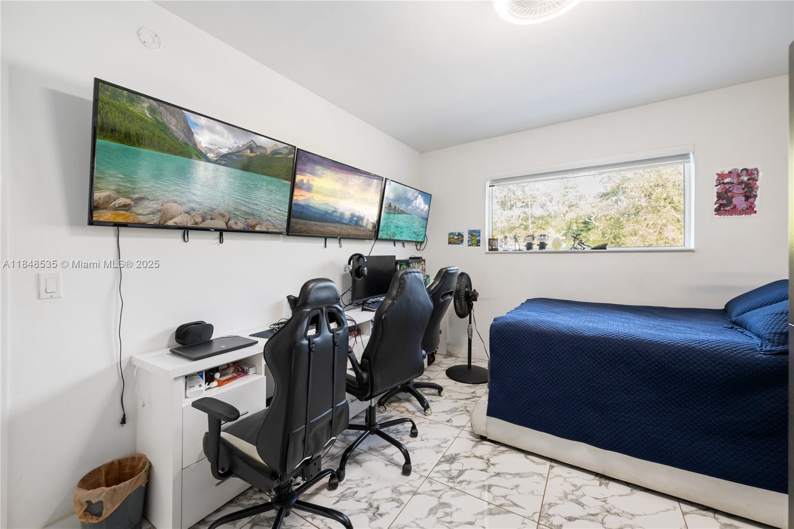 BISCAYNE PARK ESTS AMD - Residential