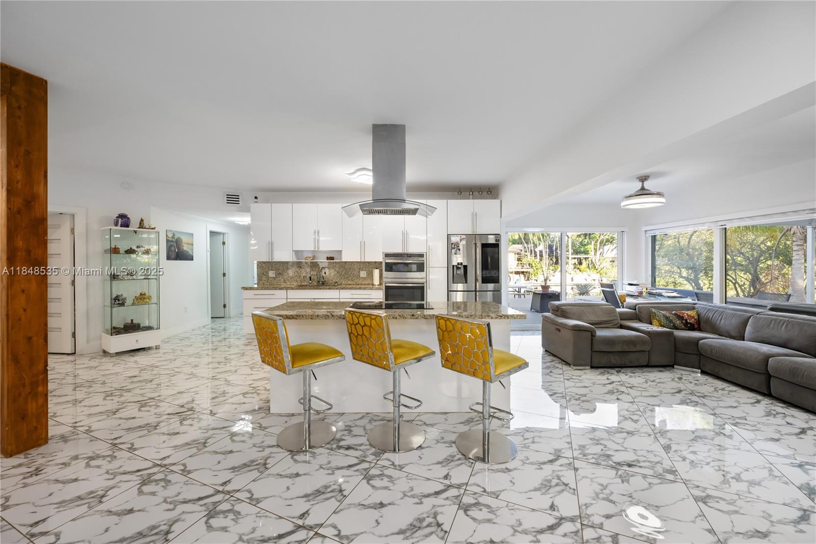 BISCAYNE PARK ESTS AMD - Residential